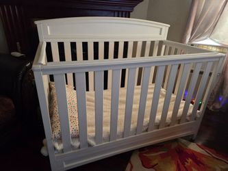 Baby crib