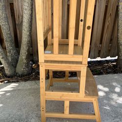 Toddler tower