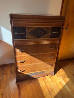 Vintage Matching Dresser Set