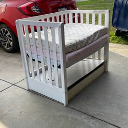 Baby Crib 