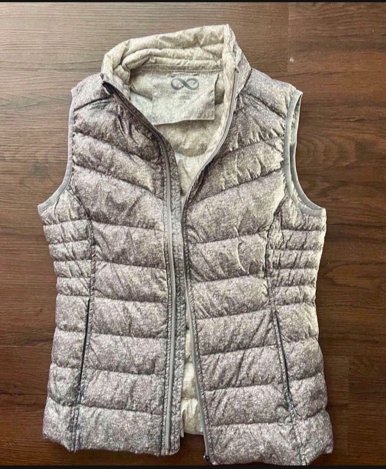 New Woman’s Vest, Size S, Be Boundless
