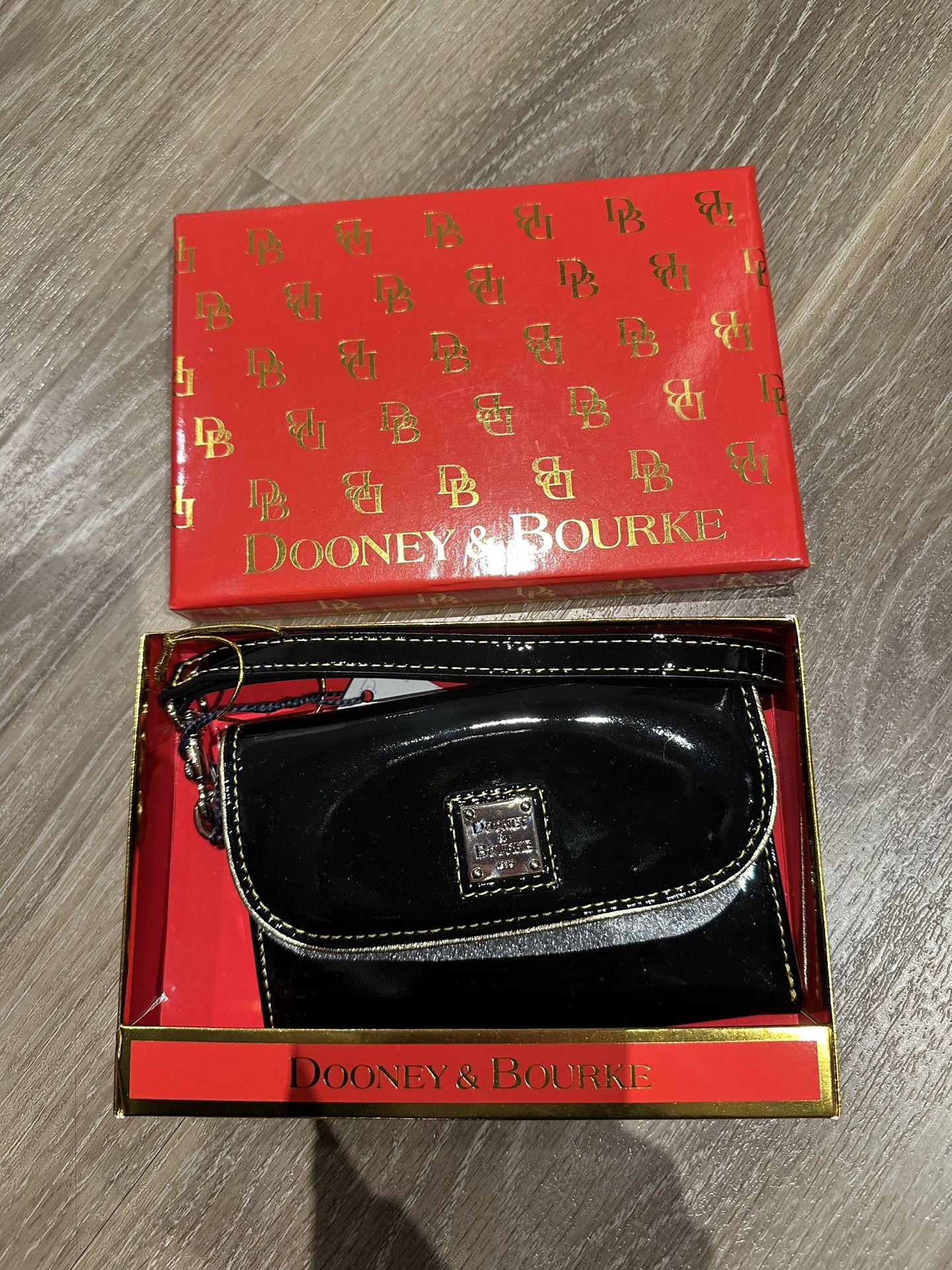 Dooney & Bourke Wristlet