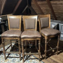 3 Bar Stools