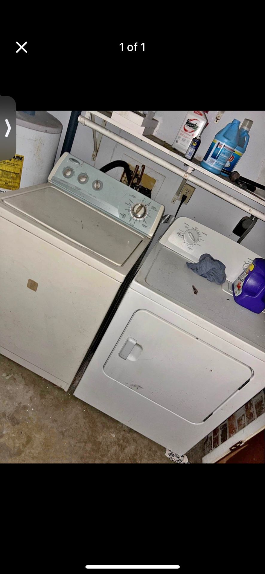 Whirlpool washer and dryer set in Excellent working condition.Comes with all Hoses and Connections .Price is Firm!