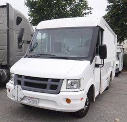 2015 Isuzu Step Van