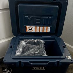 YETI Tundra 35 Cooler