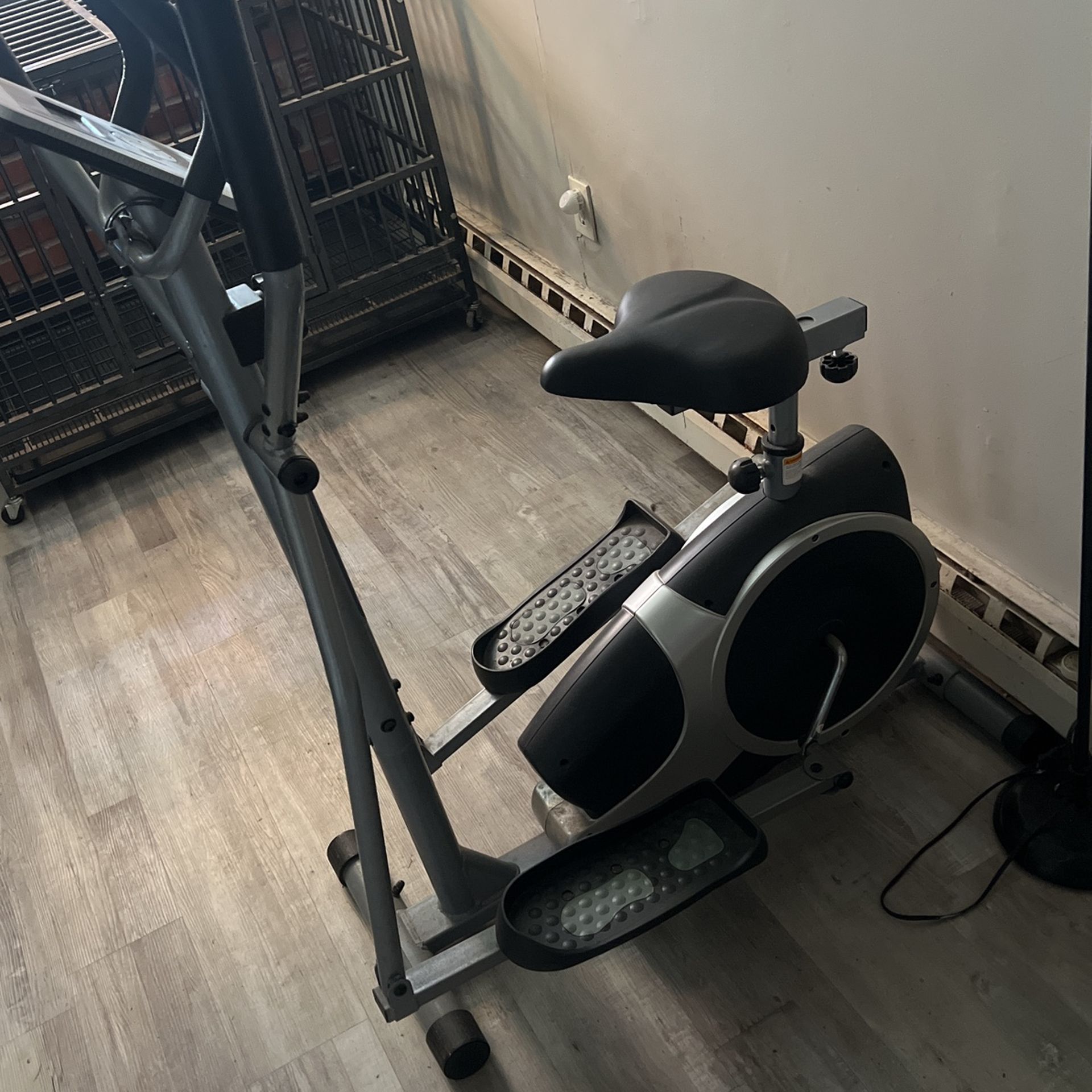 Elliptical Exercise Machine
