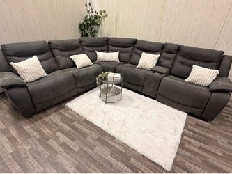 Large Gray 6-piece Power Reclining Sectional w/ USB - Delivery Available