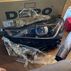 2017-2020 Lexus IS200T Head lamp