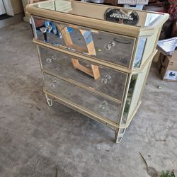Mirror Dresser