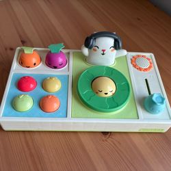 Skip Hop Farmstand Let The Beet Drop DJ Set Baby Toddler Musical Toy Cute! 