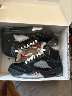 Black metallic 5s Jordans Sz 4.5 Men