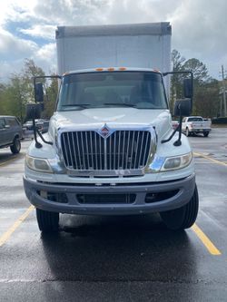 2016 International  4000