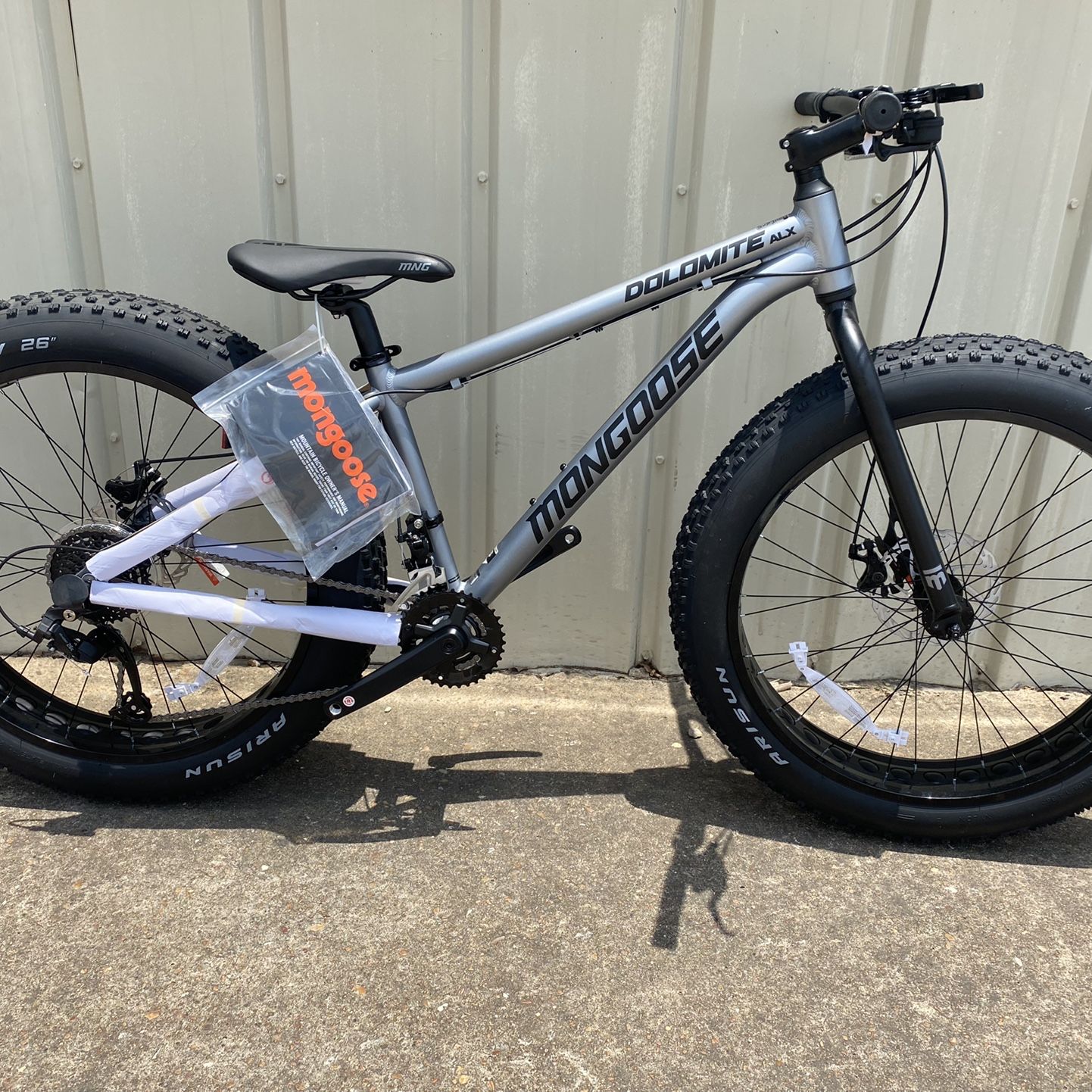 Mongoose Dolomite ALX Fat Tire Mountain Bike 26 for Sale in Houston TX OfferUp