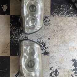 2007 4runner Headlight