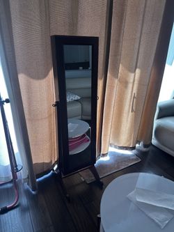 Free Standing Jewelry Box Full Space With Mirror