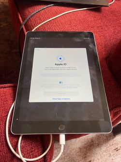 iPad 6th Gen