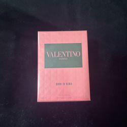 Valentino Perfume 
