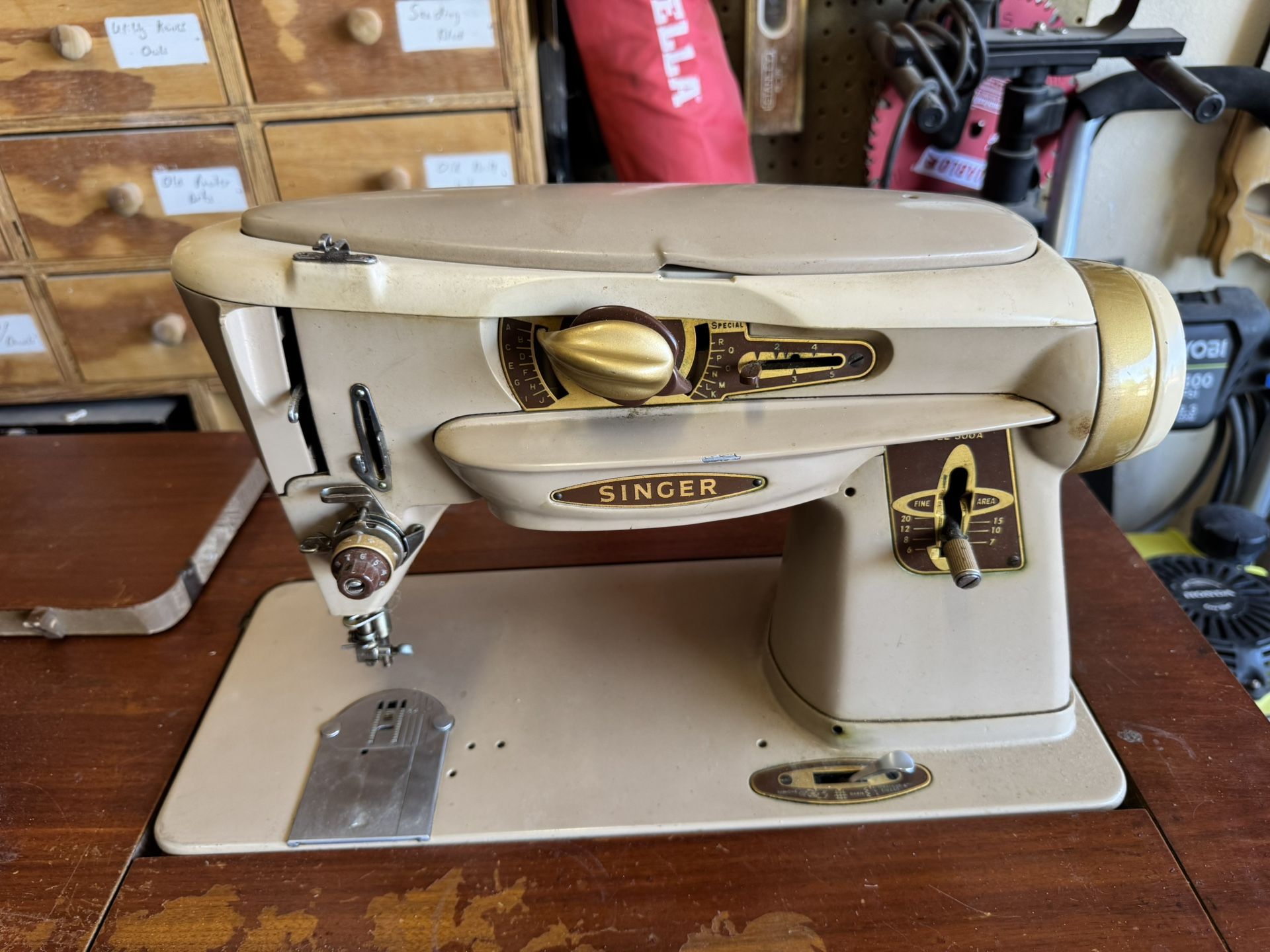 Singer 500A Rocketeer with Copenhagen cabinet