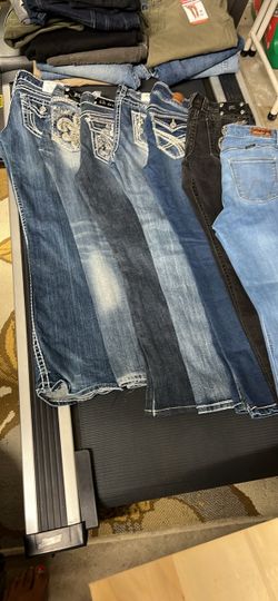 Pantalones de 26 y 27  de mujer todos x $75