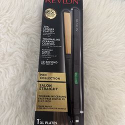 Brand New Revlon Perfect Heat Ceramic 1" Flat Iron, Black