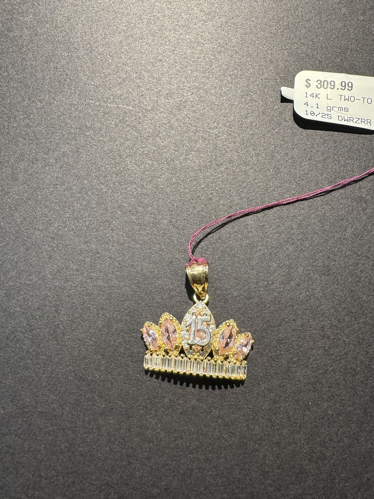 Quinceañera Pendant 