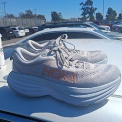 Hoka  size 7.5 very good condition