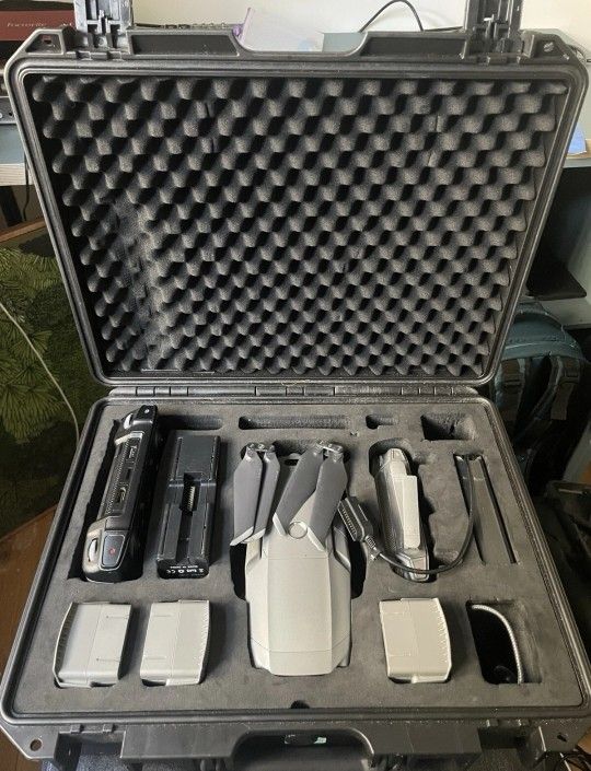 dji mavic pro 2 With Smart Controller And 4 Batteries + Spare Controller, Case.