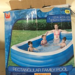Rectangular Family Pool