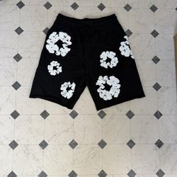 Black Denim Tear Shorts Size s