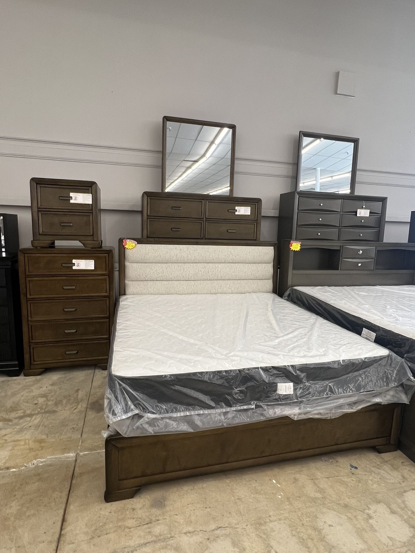 Bedroom Set 