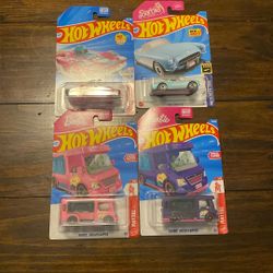 Team Barbie Hot Wheels All For 8$!!!!