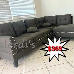 New Sectional Sofa nuevos 100x65x34H