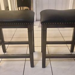 Bar stools, cooler
