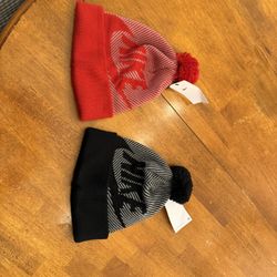 2 Nike New Beanies