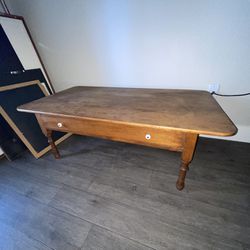 Antique / Vintage Coffee Table 