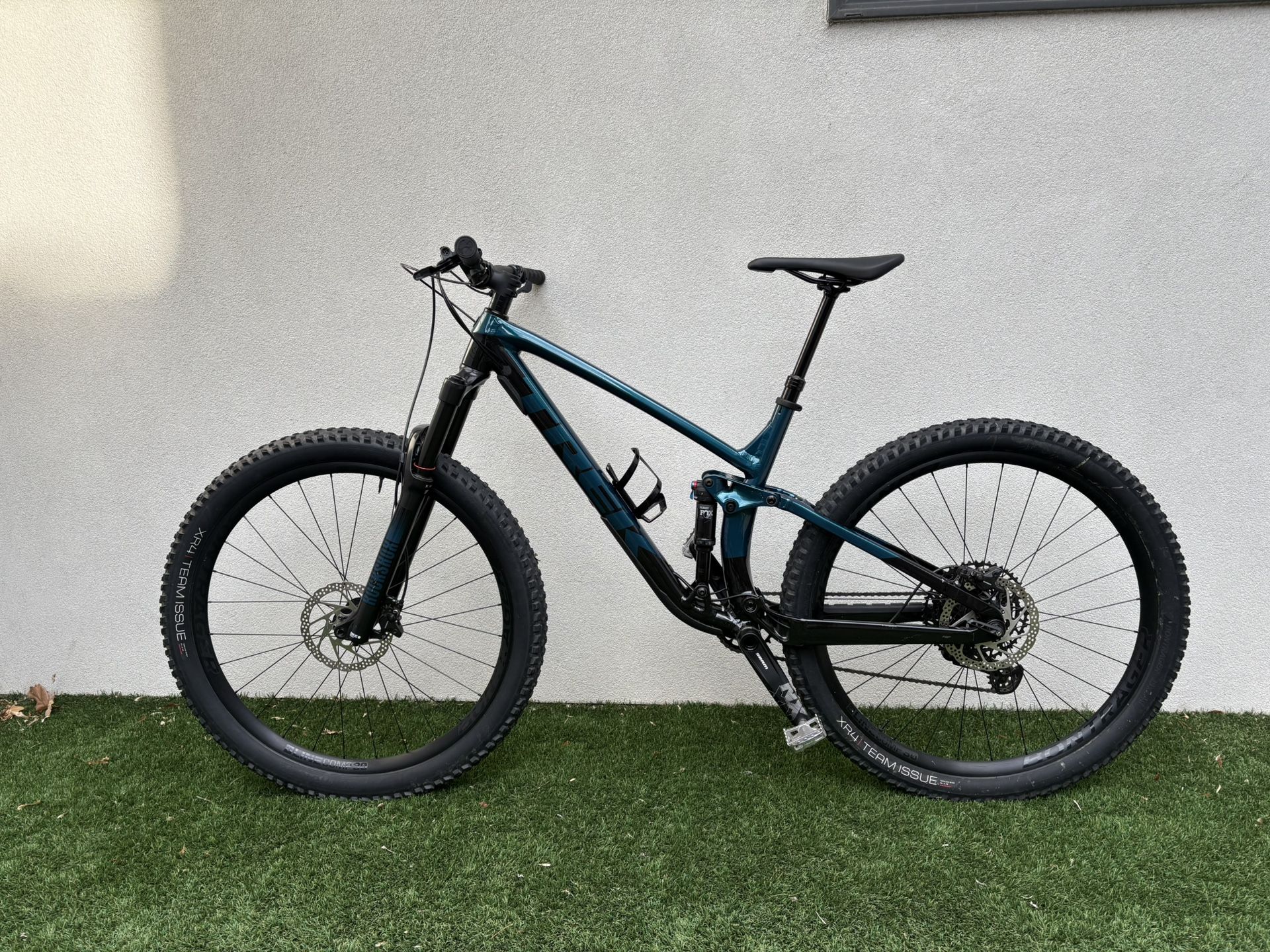 Trek Fuel EX 7 NX (2021) – Large, Excellent Condition - Includes Extras!