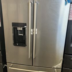 New KitchenAid 23.8 Cu Ft French Door Refrigerator In PrintShield Stainless Steel Counter Depth