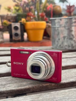 Vintage Sony Cybershot W730 - pink