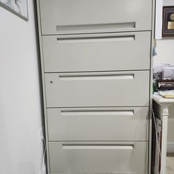 Office Metsl Filing Cabinet