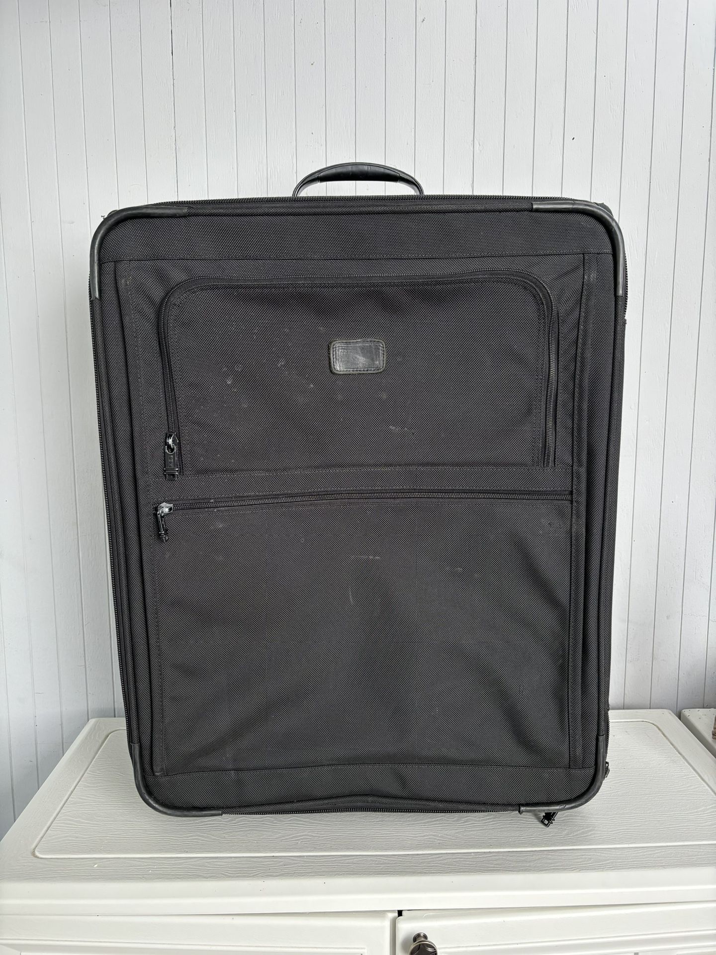 TUMI Large 25" Expandable Black Ballistic Nylon 2-Wheel Luggage Suitcase 2283D3