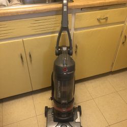 Hoover WindTunnel Vacuum Like New Read Description 