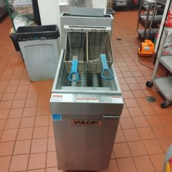 Commercial Gas Fryers 