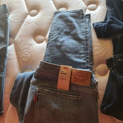 women levis jeans