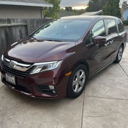 2018 Honda Odyssey 