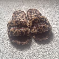 balenciaga slide cheetah 