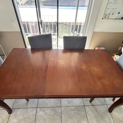 Wood Table - Extendable + 6 Chairs 