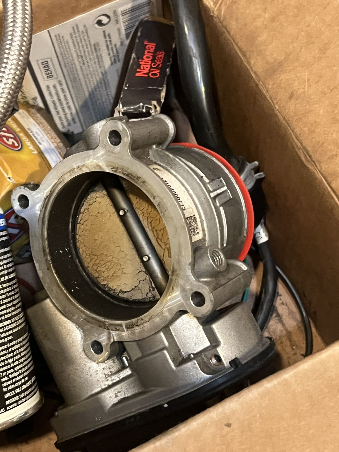 2016 Ford Explorer Throttle Body And Intake Manifold 