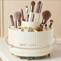 Makeup organizer
