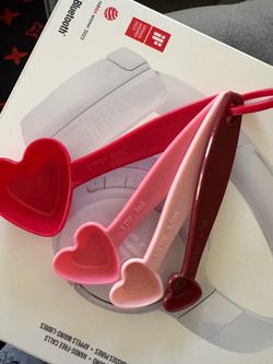 Measuring spoons